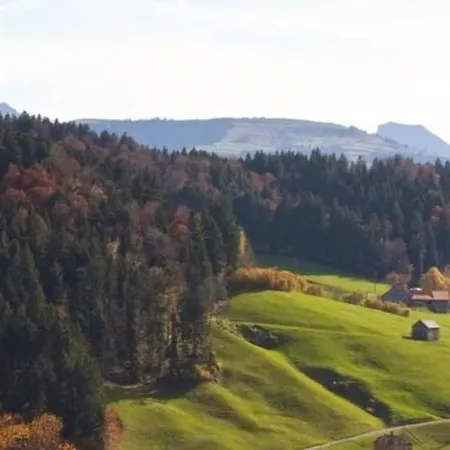 Bauernhof Hasenbueel * Sankt Peterzell